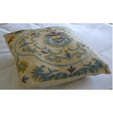 Crewel Pillow Medallion Cream Cotton Duck