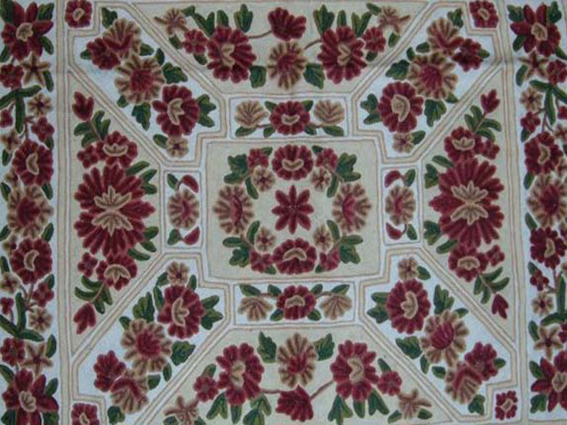 Crewel Rug Floral Vine Arrangement Multi Chain Stitched Wool Rug