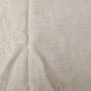 Crewel Dining Ankasa White on Natural White Jute Table Cloth