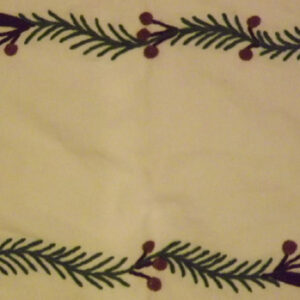 Crewel Dining Christmas Wreath Christmas Colors on White Table Mat